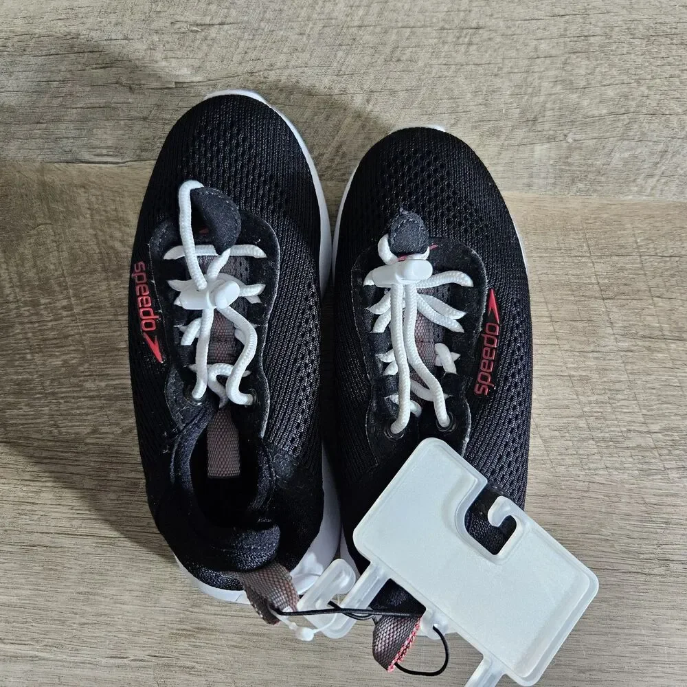 Speedo Surfwalker Pro Water Shoes Boys Swim Shoes Black Sz Sm 11-12 Junior NWT